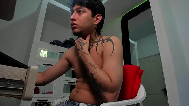 Sky Wild online show from 04-10-26, 08:05