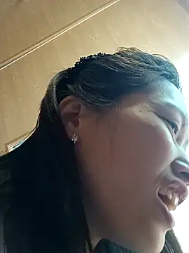 -Paige- online show from 03-10-26, 02:48