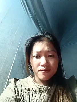 -Paige- online show from 11-12-25, 01:04