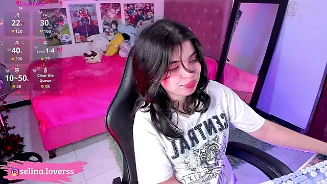 selina lovers  online show from 04-18-26, 03:20