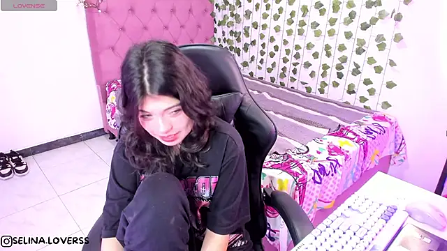 selina lovers  online show from 11-08-25, 02:26