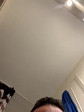 calienteatope online show from 11-17-25, 03:32