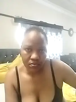 CaramelBoootie online show from 10-13-25, 03:46