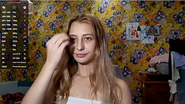 AmeliLia online show from 10-25-25, 11:09