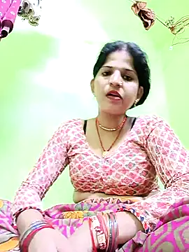 Karishma cute online show from 10-15-25, 06:33