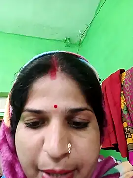 Karishma cute online show from 11-10-25, 01:43