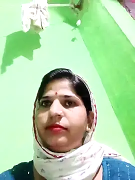 Karishma cute online show from 11-16-25, 12:32