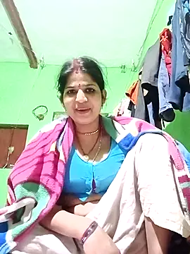 Karishma cute online show from 11-09-25, 01:37