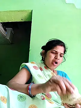 Karishma cute online show from 11-22-25, 06:45