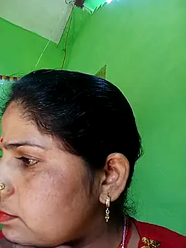 Karishma cute online show from 11-11-25, 07:36