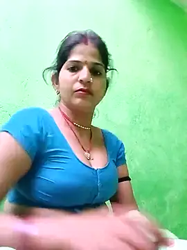 Karishma cute online show from 10-19-25, 12:19