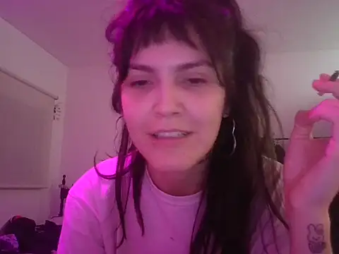 miapink33 online show from 10-23-25, 01:04