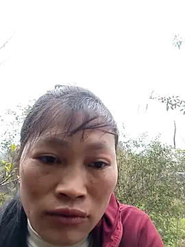 siusiu-00 online show from 12-14-25, 08:42