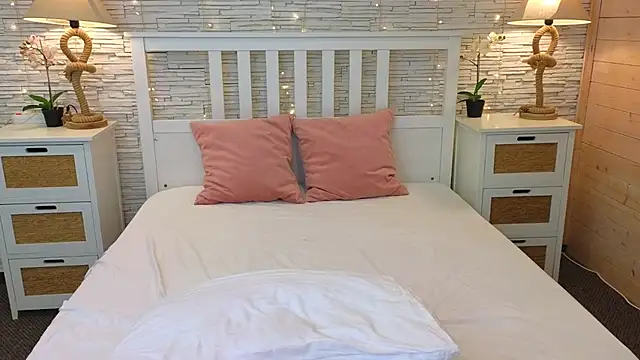 Soft Lilly online show from 04-02-26, 05:14