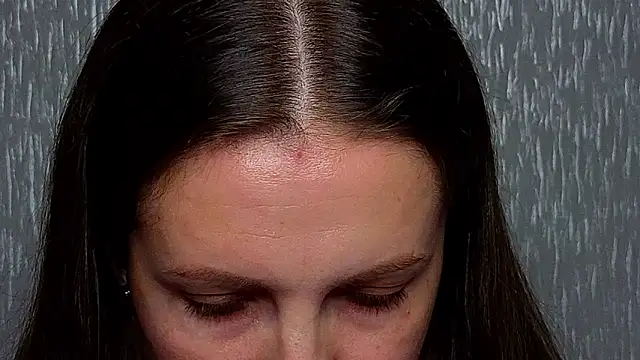 Amy  Leee  online show from 10-31-25, 05:53