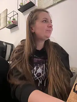 Amy  Leee  online show from 02-04-26, 03:07