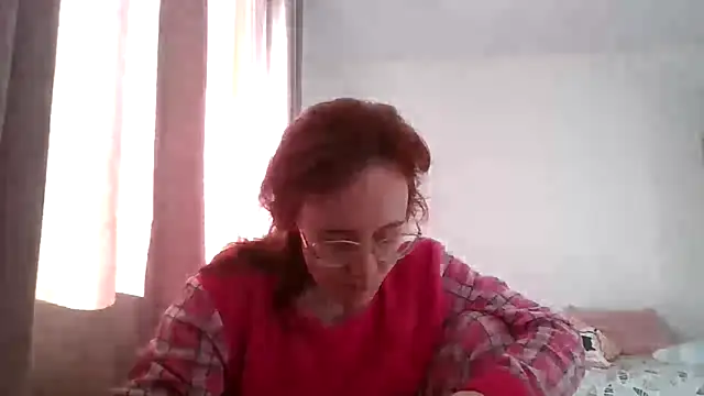 Snapshot of LuckySLove chatting on 04-11-26, 03:49 LuckySLove online show from 04-11-26, 03:49
