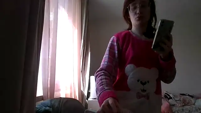 Snapshot of LuckySLove chatting on 03-22-26, 12:07 LuckySLove online show from 03-22-26, 12:07