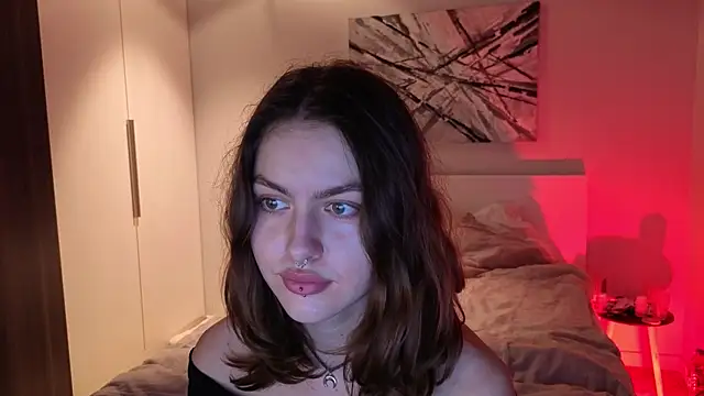 Snapshot of Miraa_Belle chatting on 10-19-25, 04:43 Miraa Belle online show from 10-19-25, 04:43