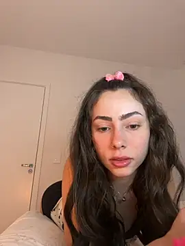 Baby Mia pires online show from 11-22-25, 01:15