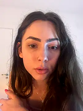 Baby Mia pires online show from 11-26-25, 03:06