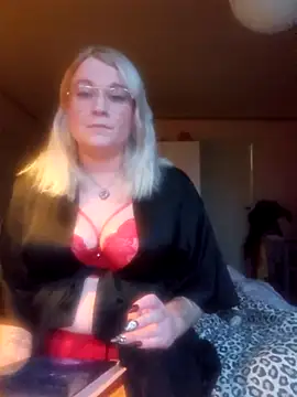 SweetPrincess93 online show from 11-07-25, 01:04