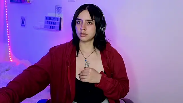 Emily Lindey online show from 04-01-26, 06:15