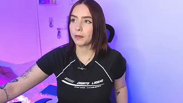 Emily Lindey online show from 02-27-26, 01:17