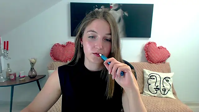 Snapshot of AnneWilsonn chatting on 05-28-26, 05:26 AnneWilsonn online show from 05-28-26, 05:26