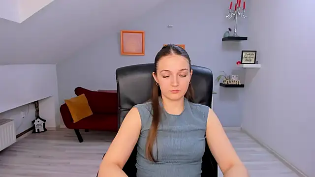 Snapshot of AnneWilsonn chatting on 04-21-26, 11:06 AnneWilsonn online show from 04-21-26, 11:06