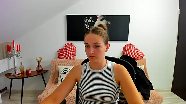 AnneWilsonn online show from 07-29-26, 06:56