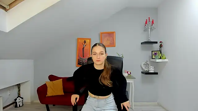 AnneWilsonn online show from 10-13-25, 03:24