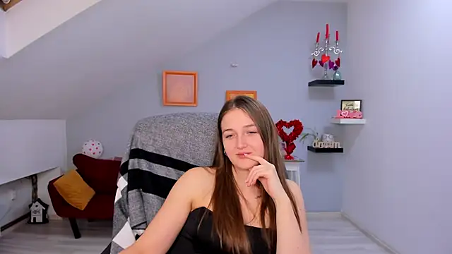 AnneWilsonn online show from 02-13-26, 04:29