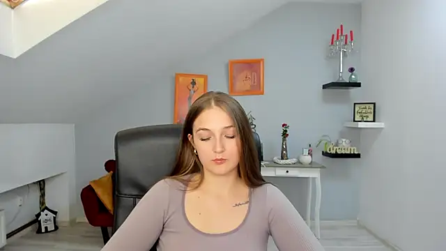 AnneWilsonn online show from 10-20-25, 11:33