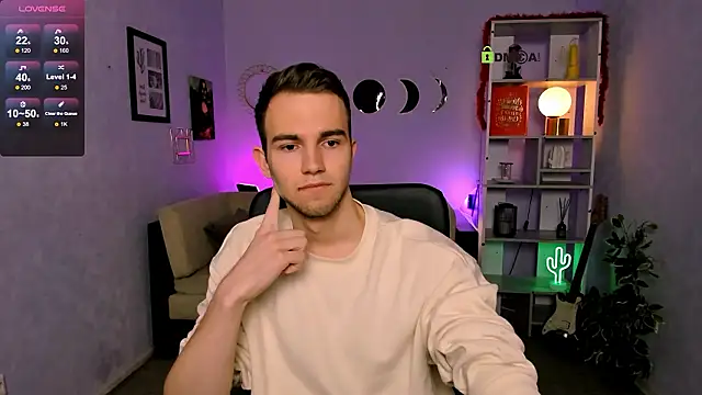 astren villo online show from 03-13-26, 06:40