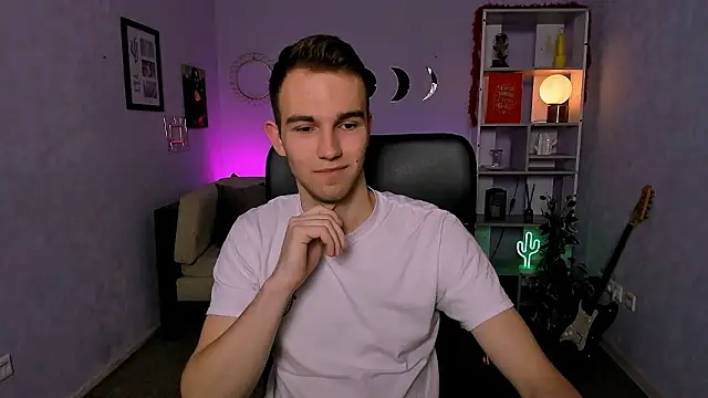 astren villo online show from 03-04-26, 06:54