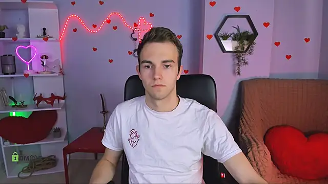 astren villo online show from 04-14-26, 05:45