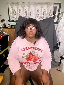 Snapshot of TheChubbySiren chatting on 10-24-25, 11:48 TheChubbySiren online show from 10-24-25, 11:48
