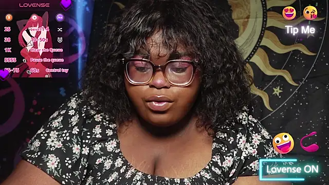 TheChubbySiren online show from 12-16-25, 01:26