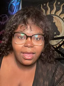 TheChubbySiren online show from 12-20-25, 02:20