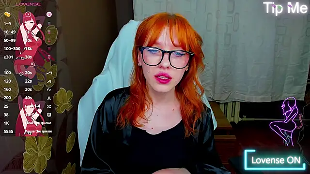Snapshot of MeganNewCat chatting on 05-04-26, 06:44 MeganNewCat online show from 05-04-26, 06:44
