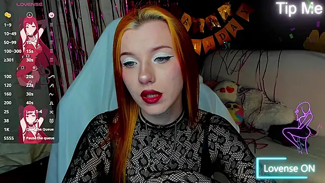 Snapshot of MeganNewCat chatting on 06-15-26, 07:57 MeganNewCat online show from 06-15-26, 07:57