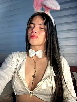 PamelaJonsom  online show from 10-29-25, 02:27