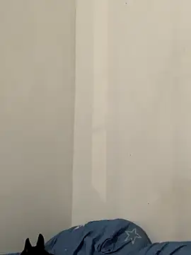 La-Gatiita-trans online show from 11-30-25, 03:29