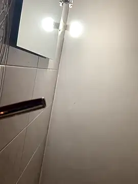 La-Gatiita-trans online show from 11-17-25, 11:09