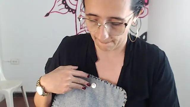 Lucyy Naugthy online show from 03-04-26, 01:30