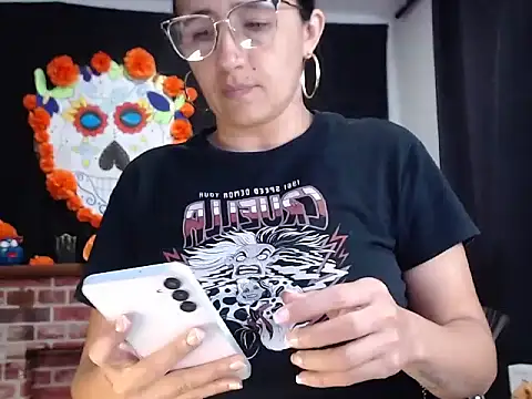 Lucyy Naugthy online show from 11-21-25, 11:53