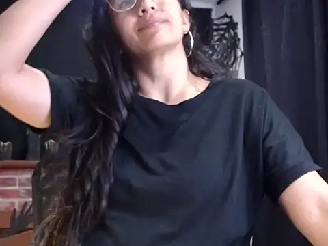 Snapshot of Lucyy_Naugthy chatting on 10-16-25, 12:13 Lucyy Naugthy online show from 10-16-25, 12:13