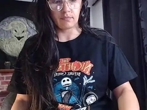 Lucyy Naugthy online show from 11-06-25, 01:15