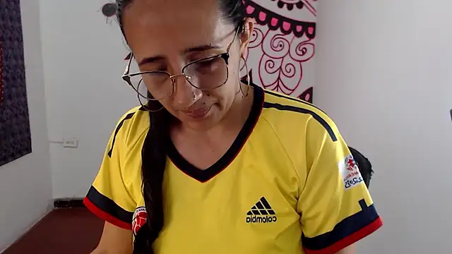 Lucyy Naugthy online show from 03-26-26, 01:53